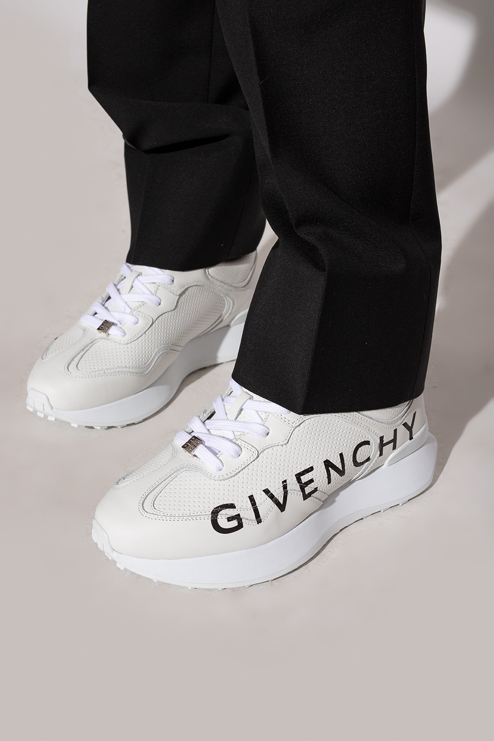 Givenchy hotsell runner sneakers